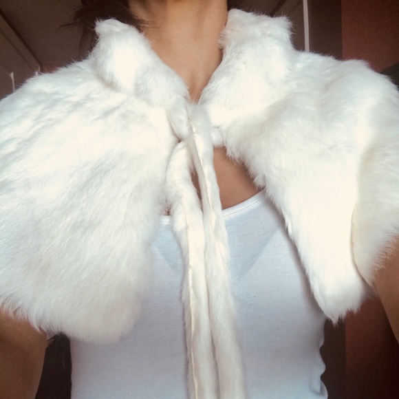 Rabbit Cape - Picture 5 of 6